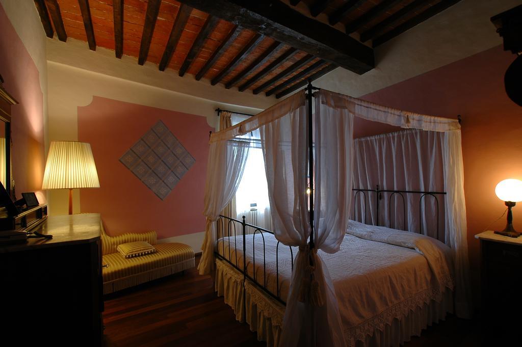 ホテル Palazzo Bizzarri ラポラーノ・テルメ 部屋 写真